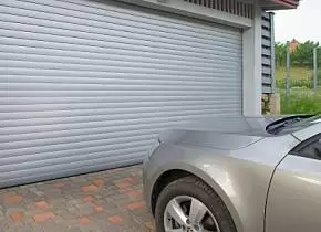 Рулонные ворота для въезда 